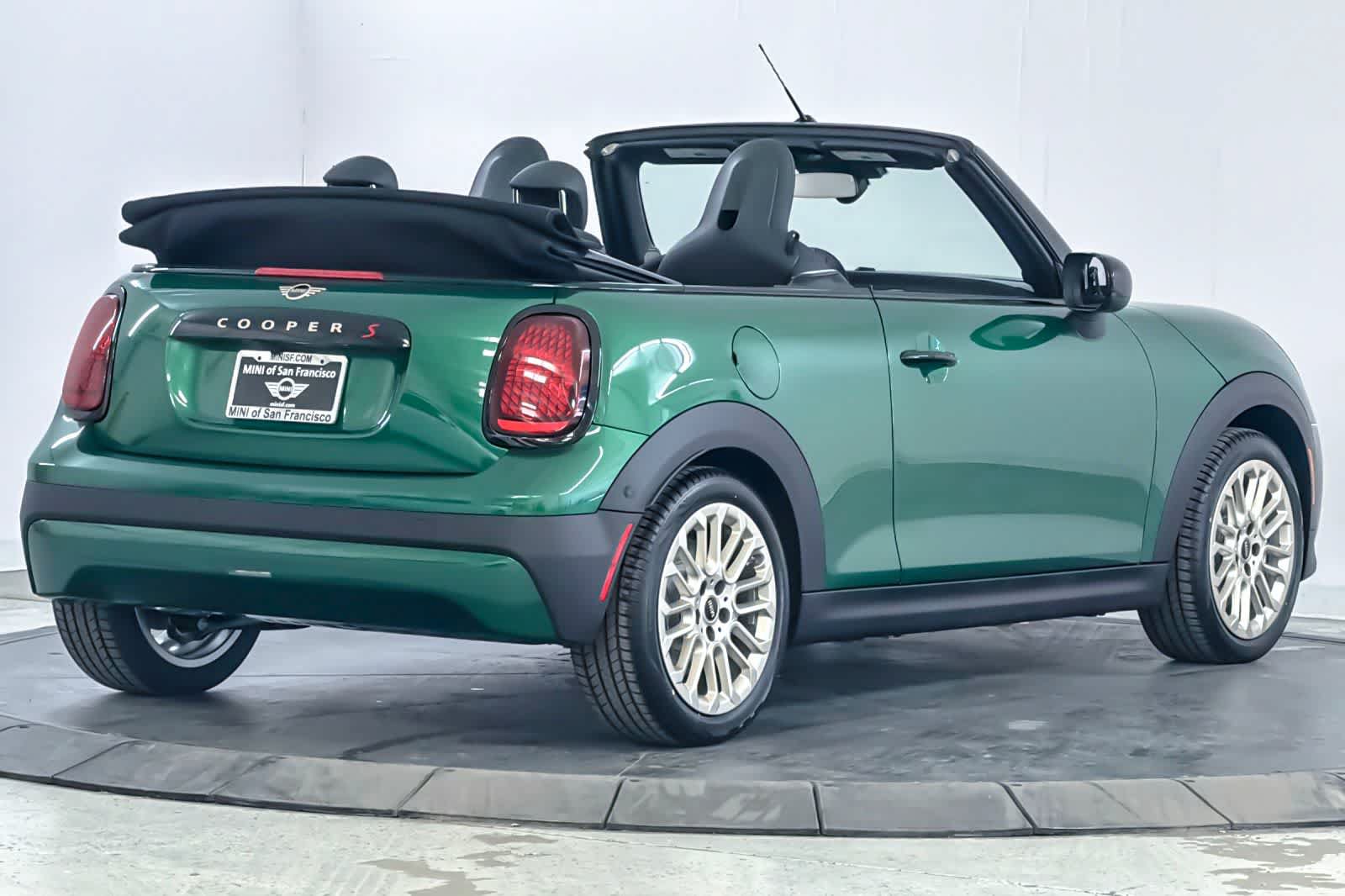 New 2026 MINI Cooper S FWD image 2