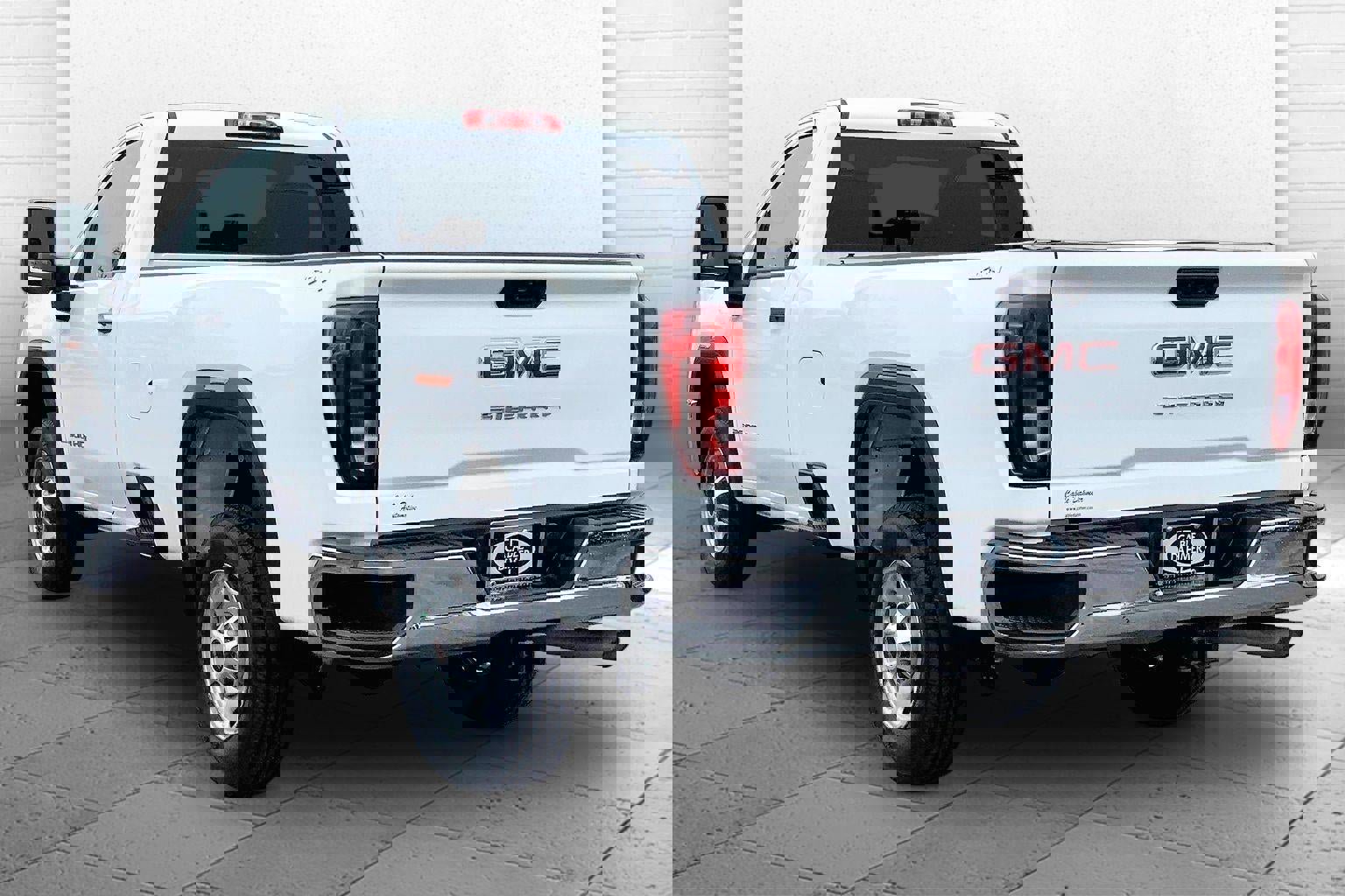 Used 2022 GMC Sierra 2500 Pro w/ Convenience Package AWD/4WD image 8