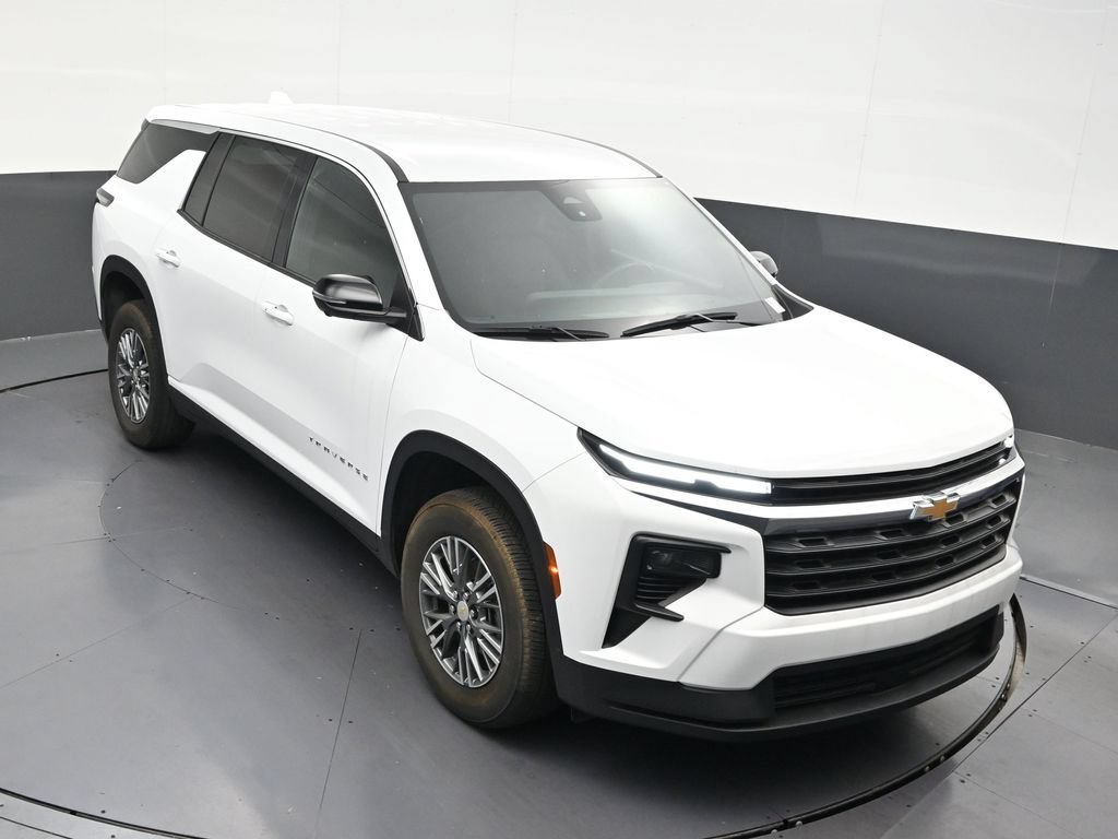 Used 2024 Chevrolet Traverse LS FWD image 21