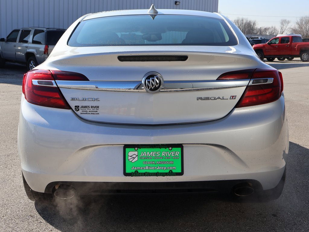 Used 2016 Buick Regal image 4