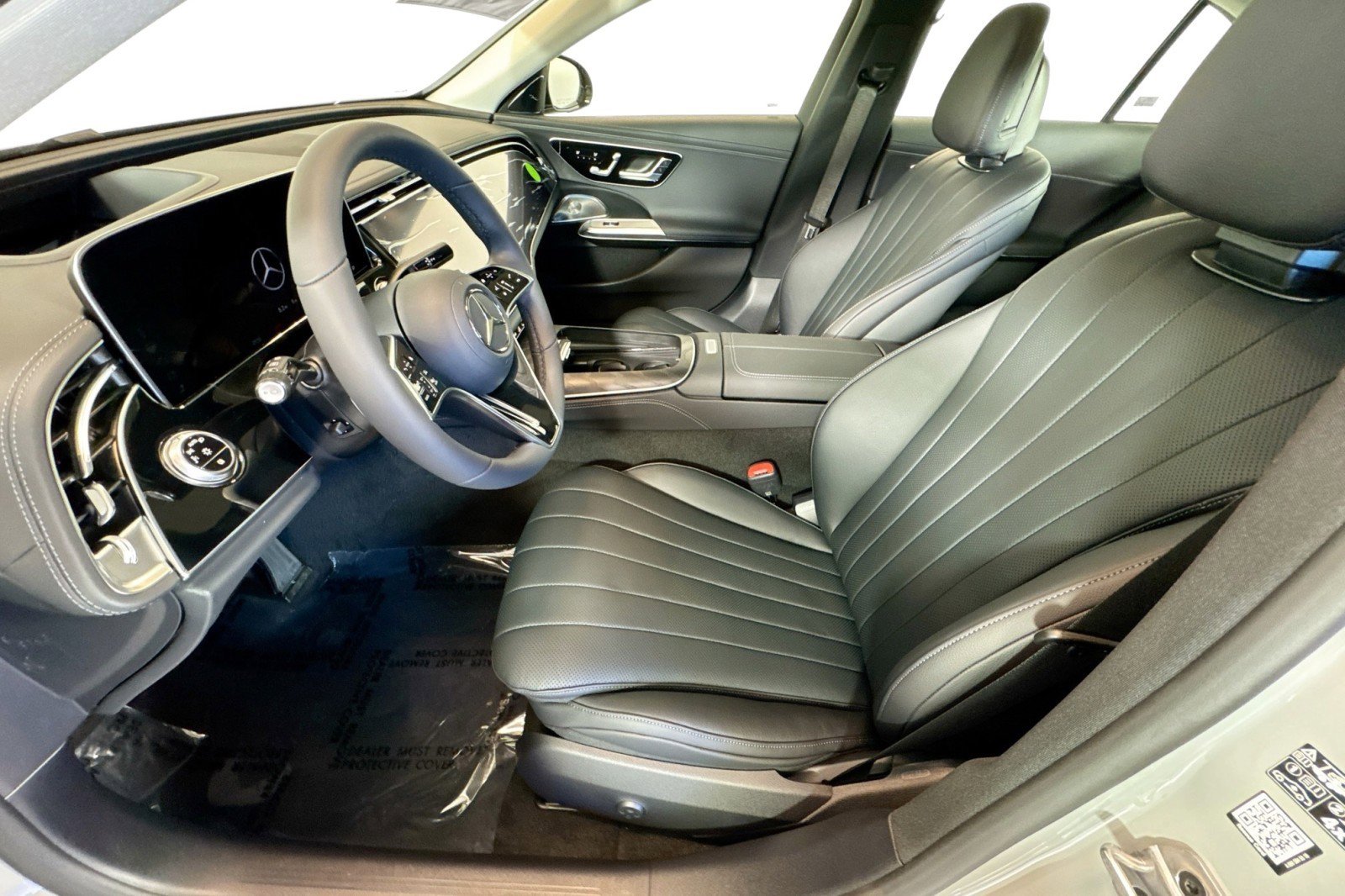 New 2026 Mercedes-Benz E 450 4MATIC Sedan image 18