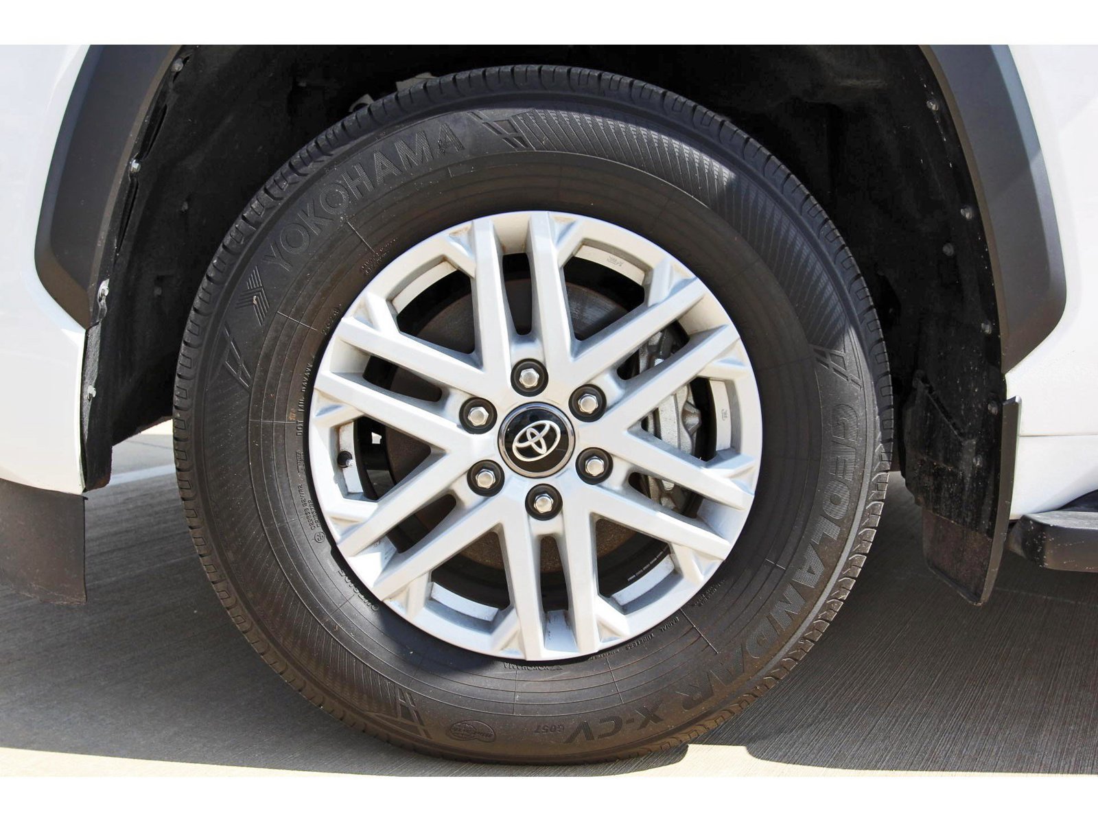 Used 2025 Toyota Sequoia SR5 w/ SR5 Premium Package RWD image 38