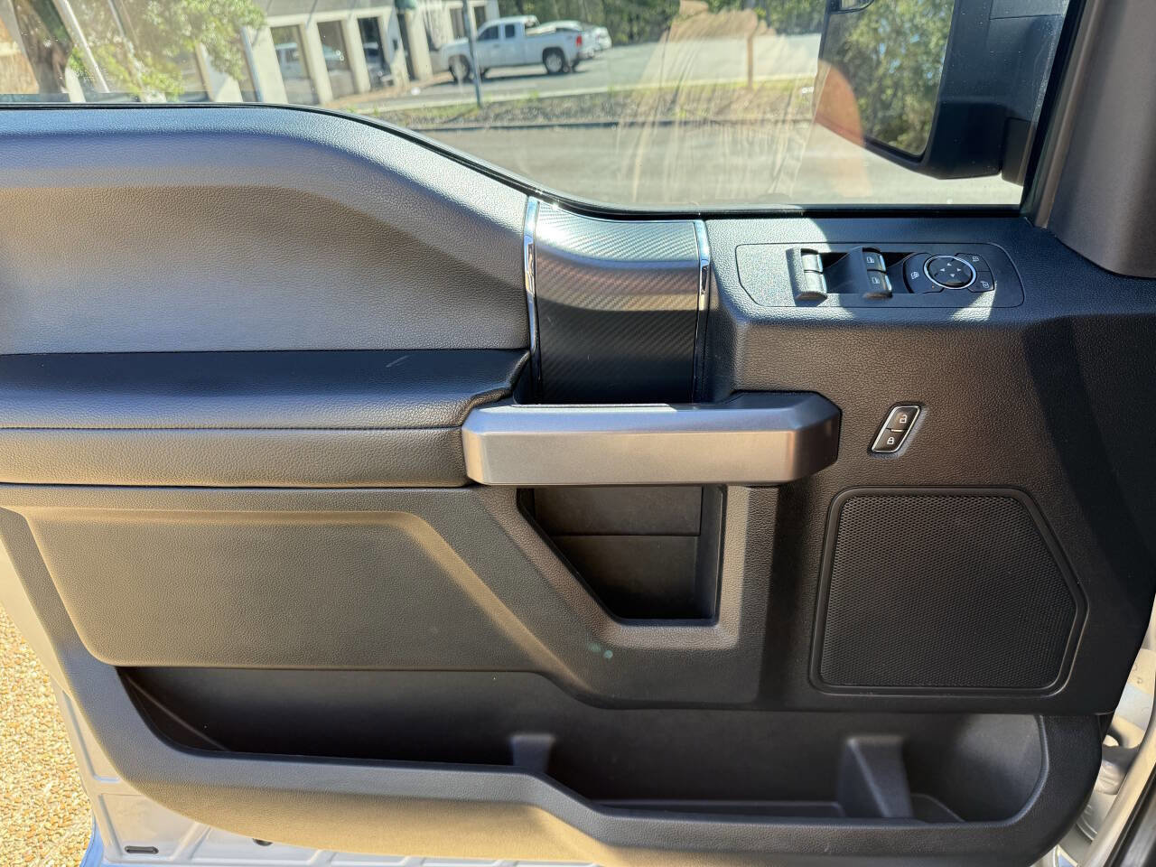 Used 2019 Ford F150 XLT w/ Equipment Group 302A Luxury image 17