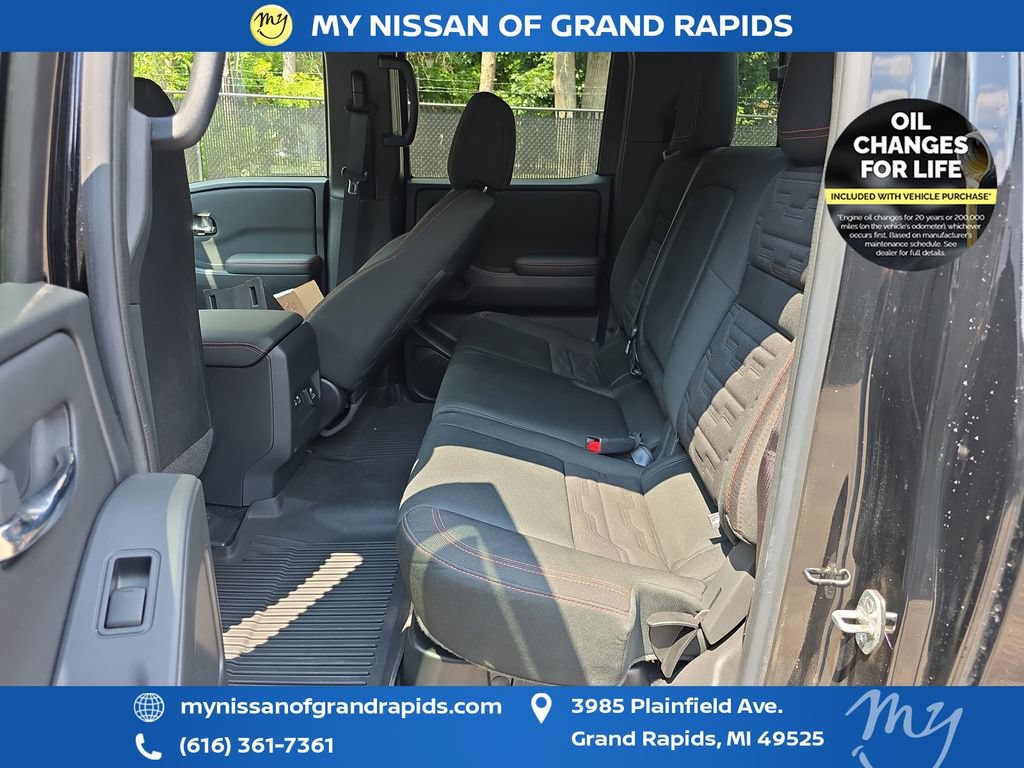 Used 2023 Nissan Frontier PRO-4X w/ Pro Convenience Package AWD/4WD image 28