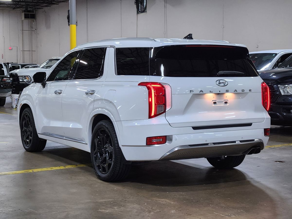 Used 2022 Hyundai Palisade Calligraphy w/ Cargo Package FWD image 11