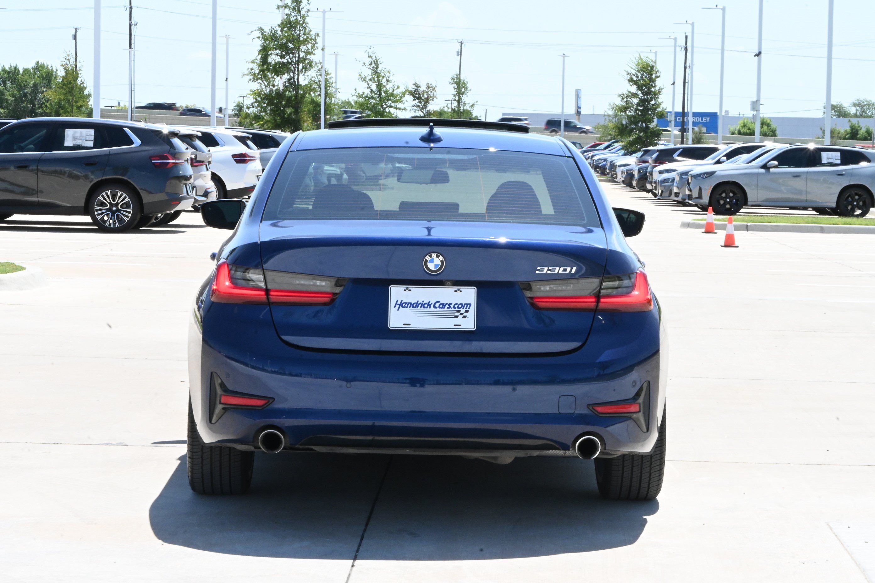 Used 2020 BMW 330i Sedan w/ Convenience Package RWD image 8