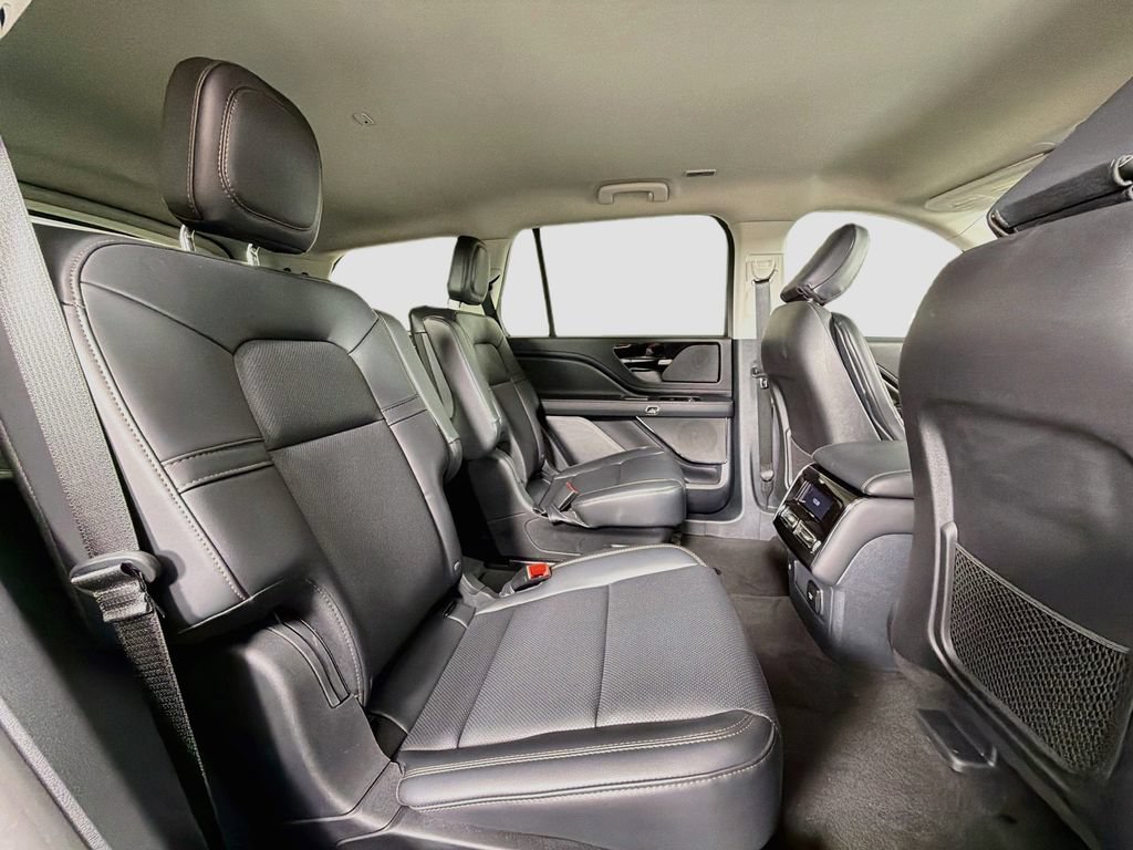 Used 2026 Lincoln Aviator 2WD image 28