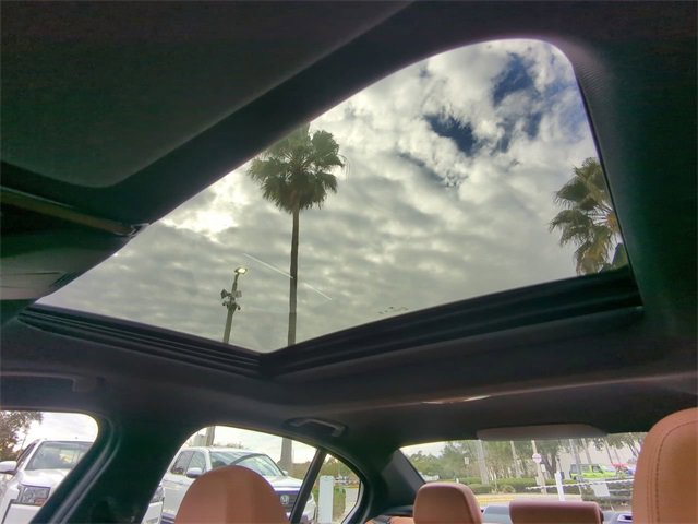 Used 2025 BMW 330i Sedan image 22