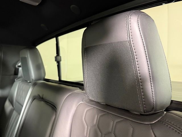 Used 2022 Nissan Frontier PRO-4X w/ Pro-4X Premium Package image 22