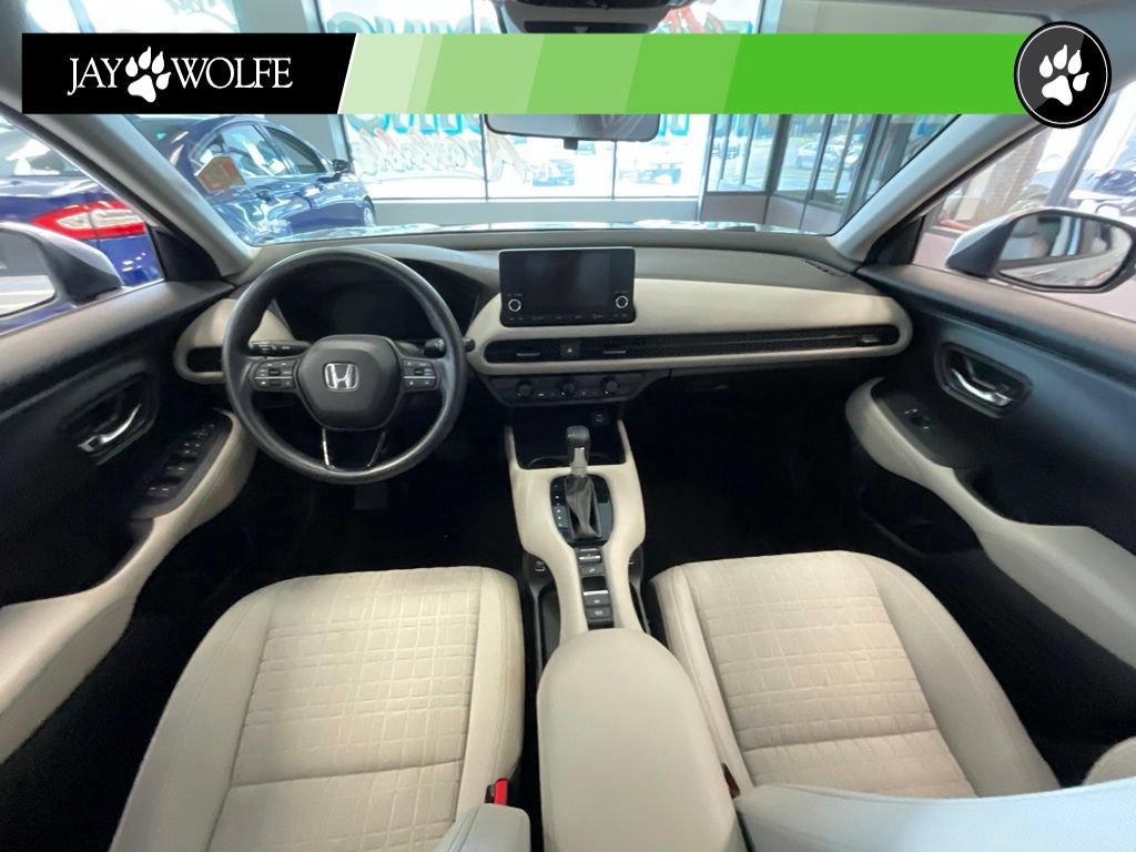 Used 2023 Honda HR-V LX image 8