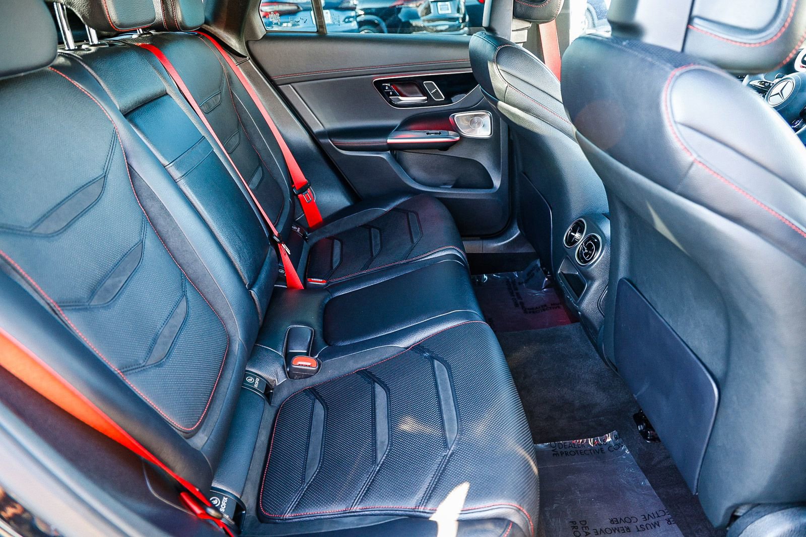 Used 2024 Mercedes-Benz GLC 43 AMG 4MATIC image 18