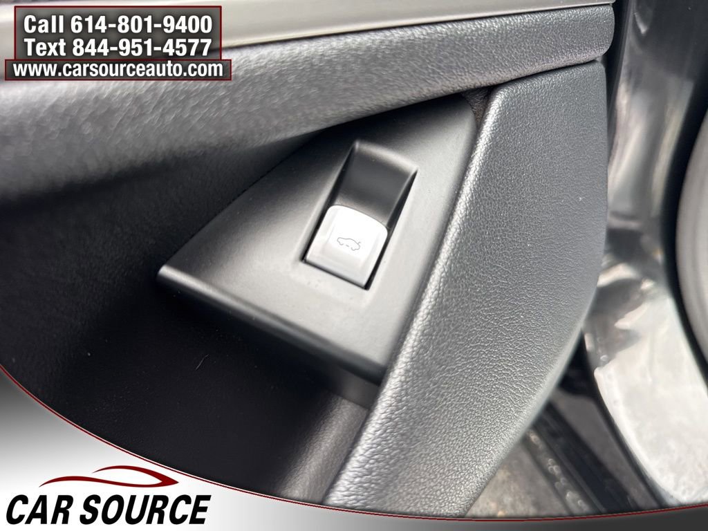 Used 2018 BMW 750i xDrive image 17