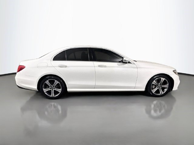 Used 2020 Mercedes-Benz E 350 4MATIC Sedan image 11