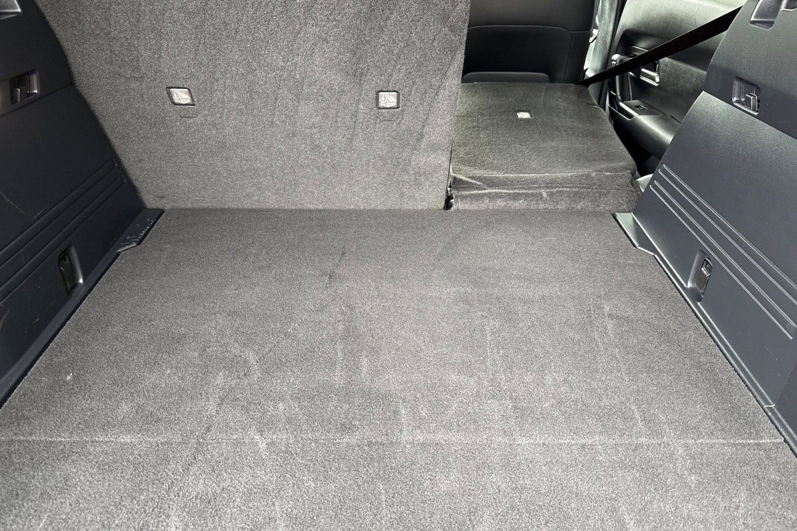 Certified 2025 MAZDA CX-50 2.5 Hybrid w/ Preferred Pkg image 17