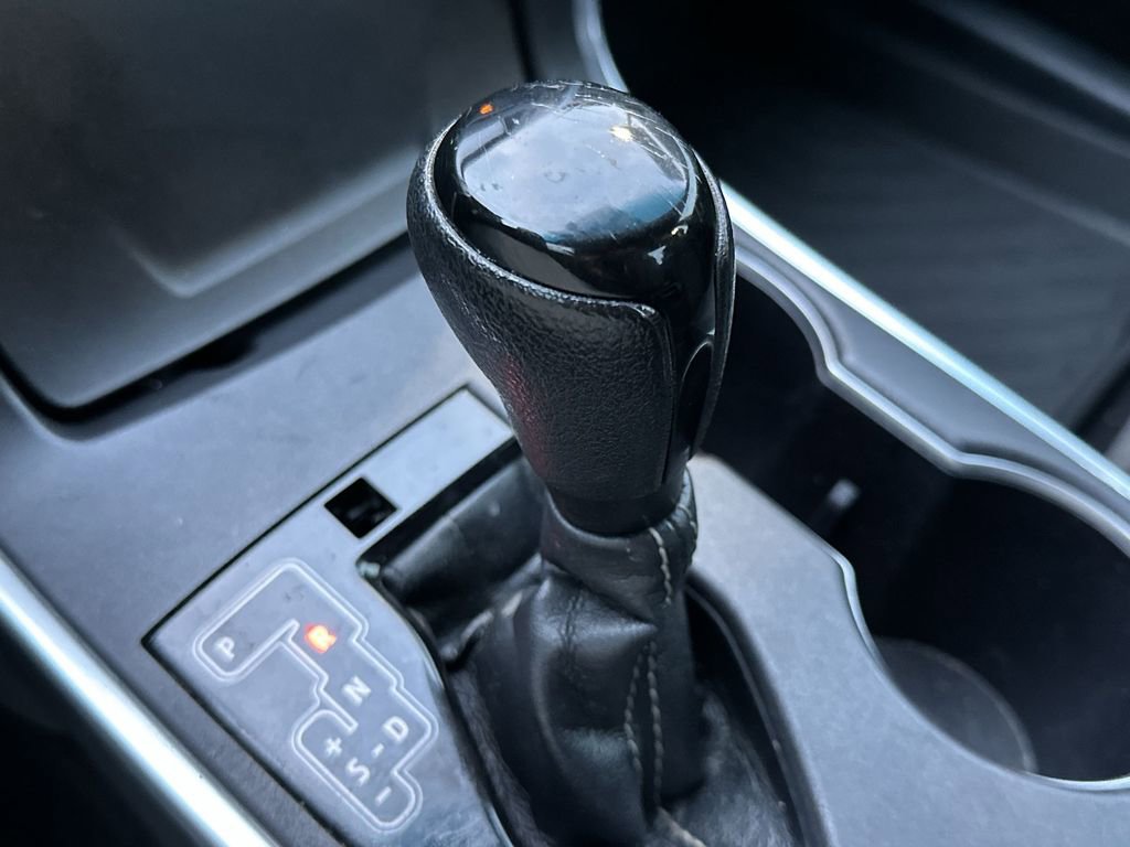 Used 2016 Toyota Camry LE image 19