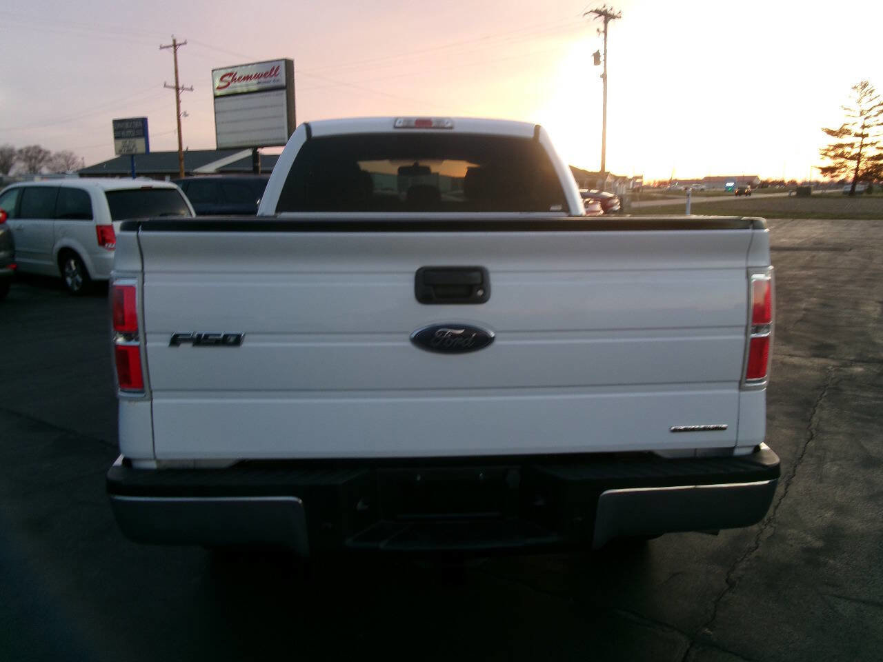 Used 2014 Ford F150 XL w/ Equipment Group 101A Mid AWD/4WD image 5