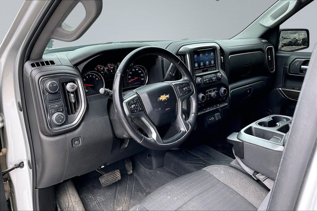 Used 2020 Chevrolet Silverado 1500 LT w/ All-Star Edition image 4