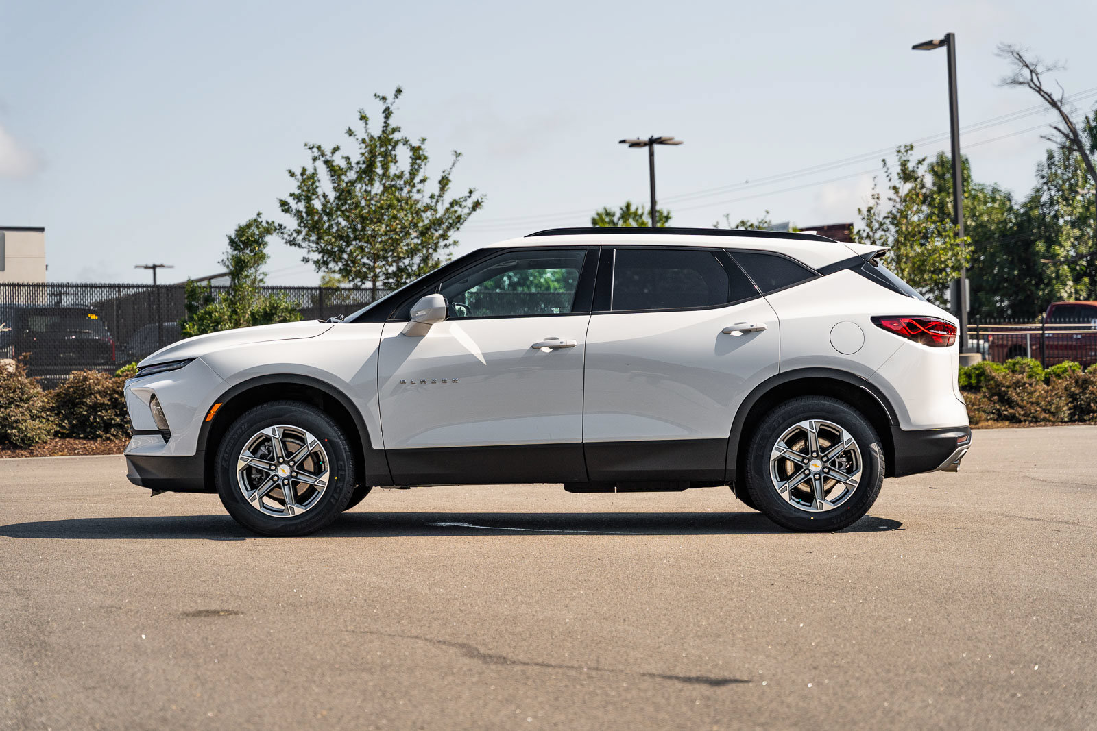Used 2024 Chevrolet Blazer LT w/ Convenience Package FWD image 4