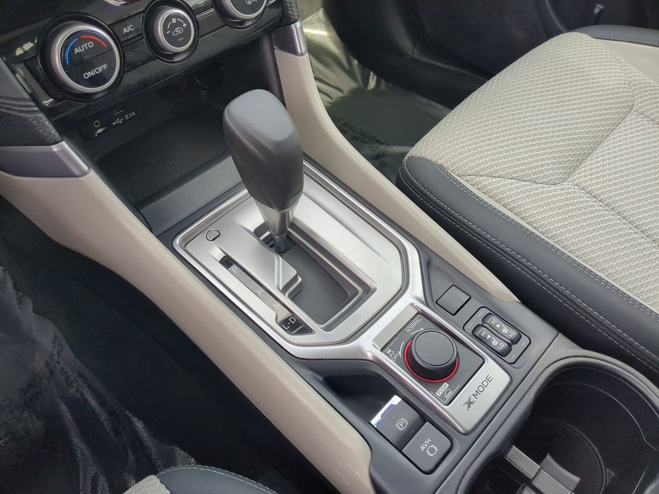 Used 2022 Subaru Forester Premium image 28