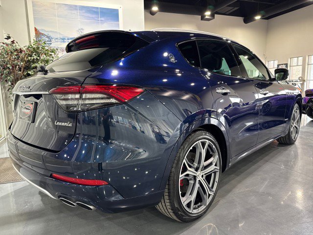 Used 2021 Maserati Levante GranLusso image 40