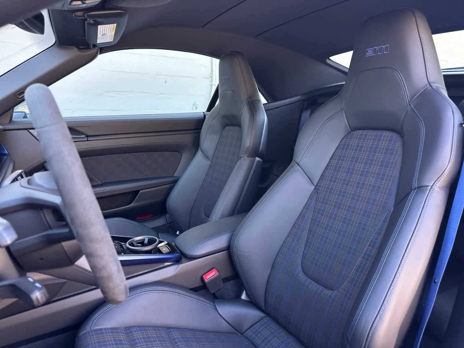 New 2026 Porsche 911 Carrera T RWD image 5
