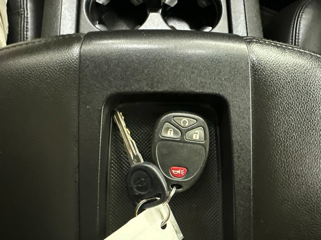 Used 2011 Chevrolet Silverado 1500 LTZ AWD/4WD image 41