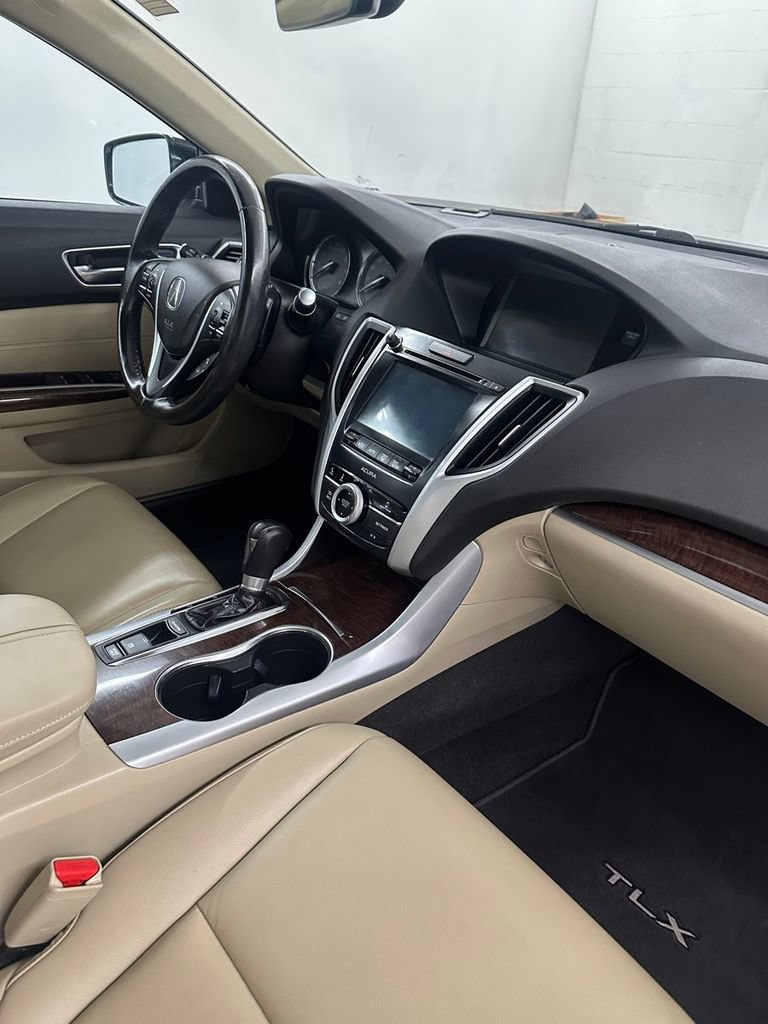 Used 2019 Acura TLX FWD image 34