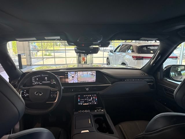 Certified 2026 INFINITI QX80 4WD w/ Sport Exterior Package image 7