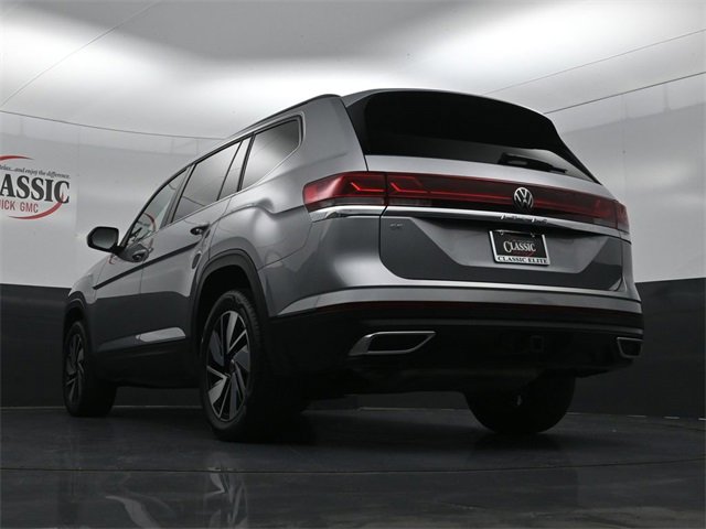 Used 2025 Volkswagen Atlas SE image 22