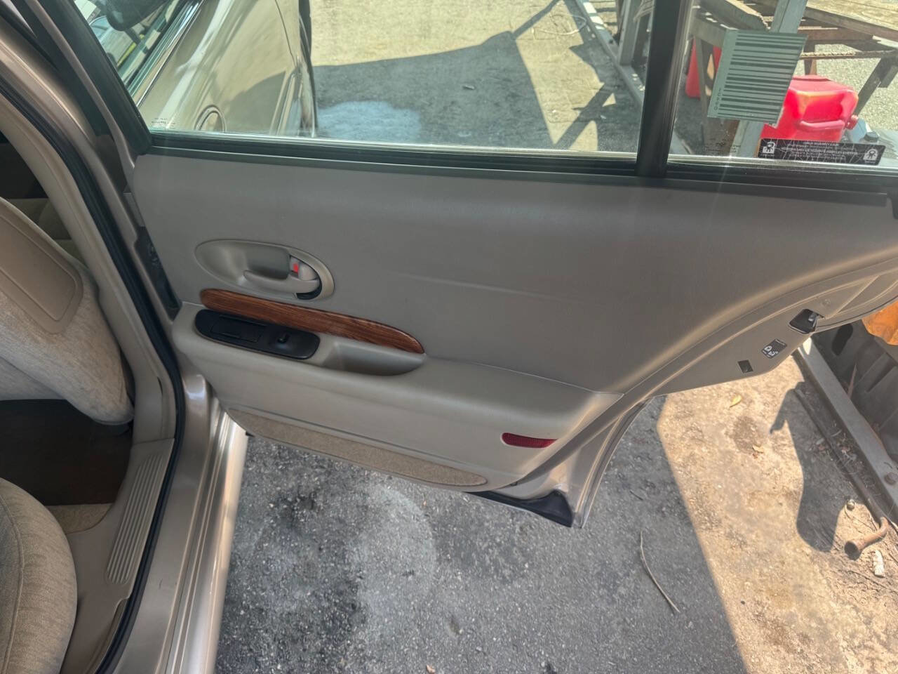 Used 2002 Buick Le Sabre Custom FWD image 17
