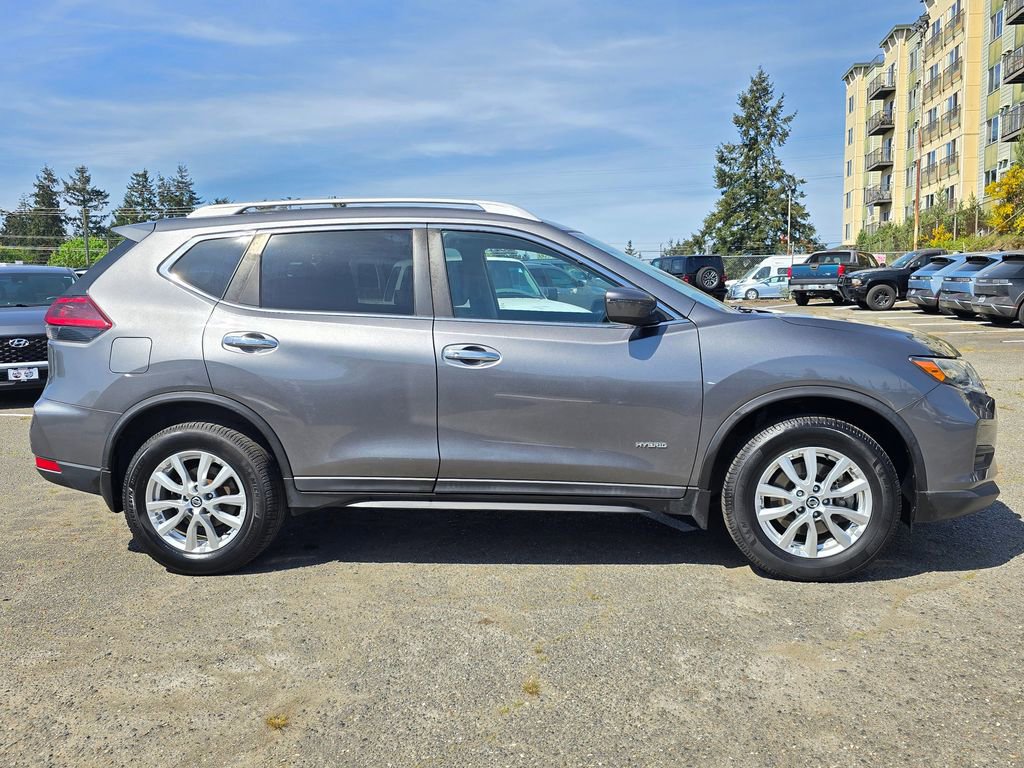 Used 2018 Nissan Rogue SV AWD/4WD image 9