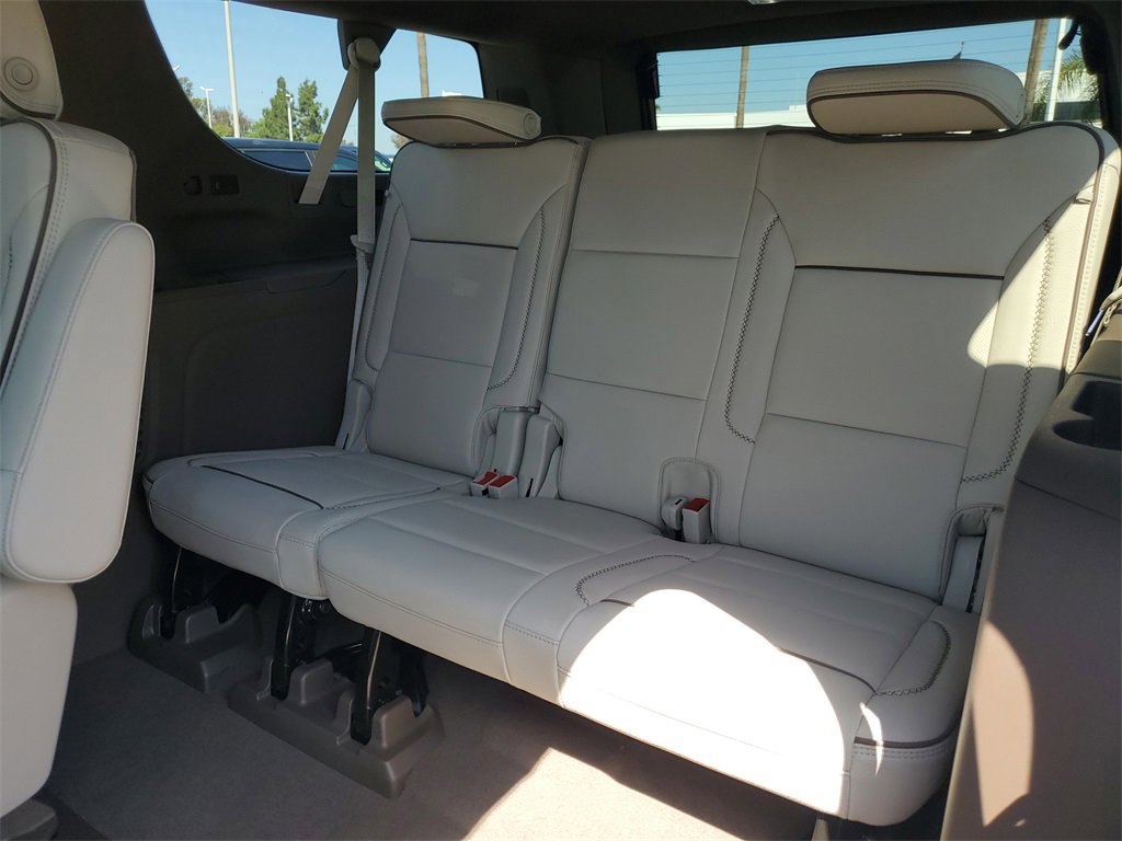 New 2026 GMC Yukon XL Denali image 11