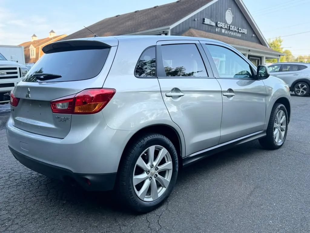 Used 2013 Mitsubishi Outlander Sport ES AWD/4WD image 7