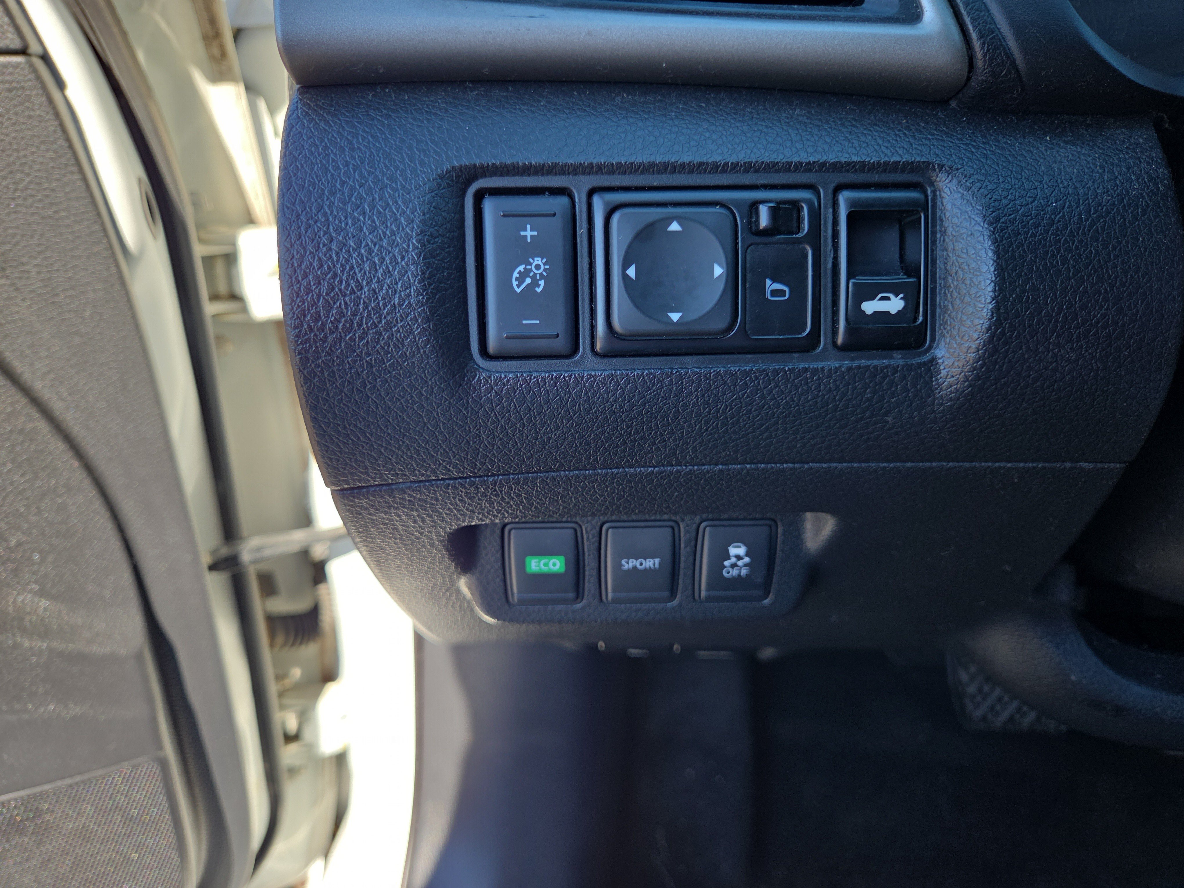 Used 2014 Nissan Sentra S FWD image 23