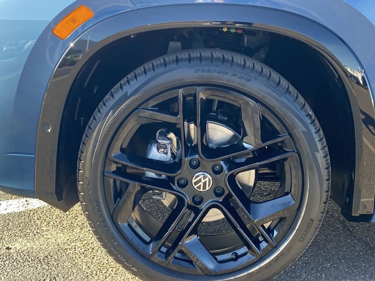 New 2026 Volkswagen Tiguan SE R-Line image 6