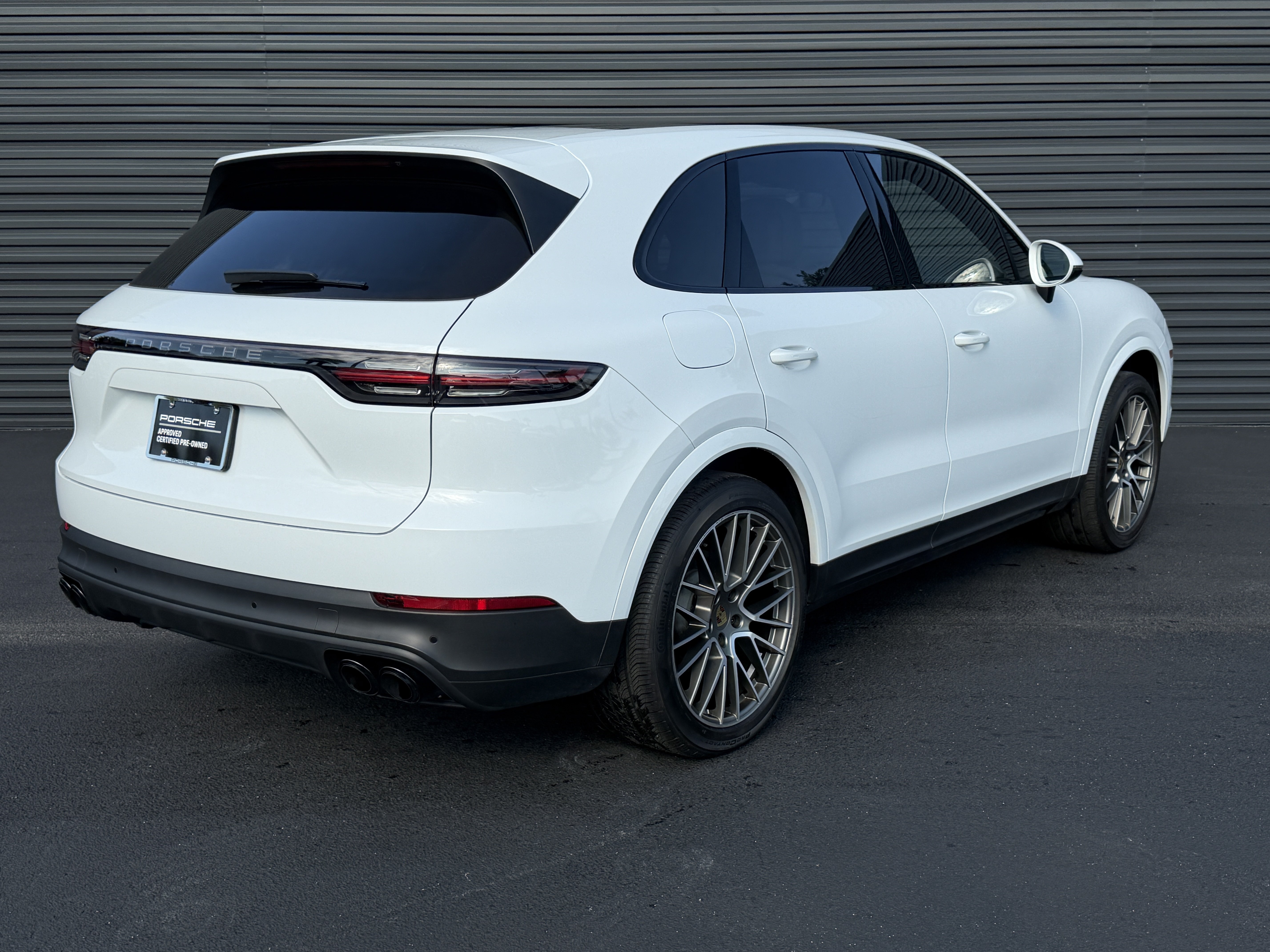 Certified 2023 Porsche Cayenne S Platinum AWD/4WD image 9