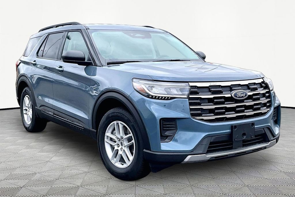 New 2026 Ford Explorer Active image 1
