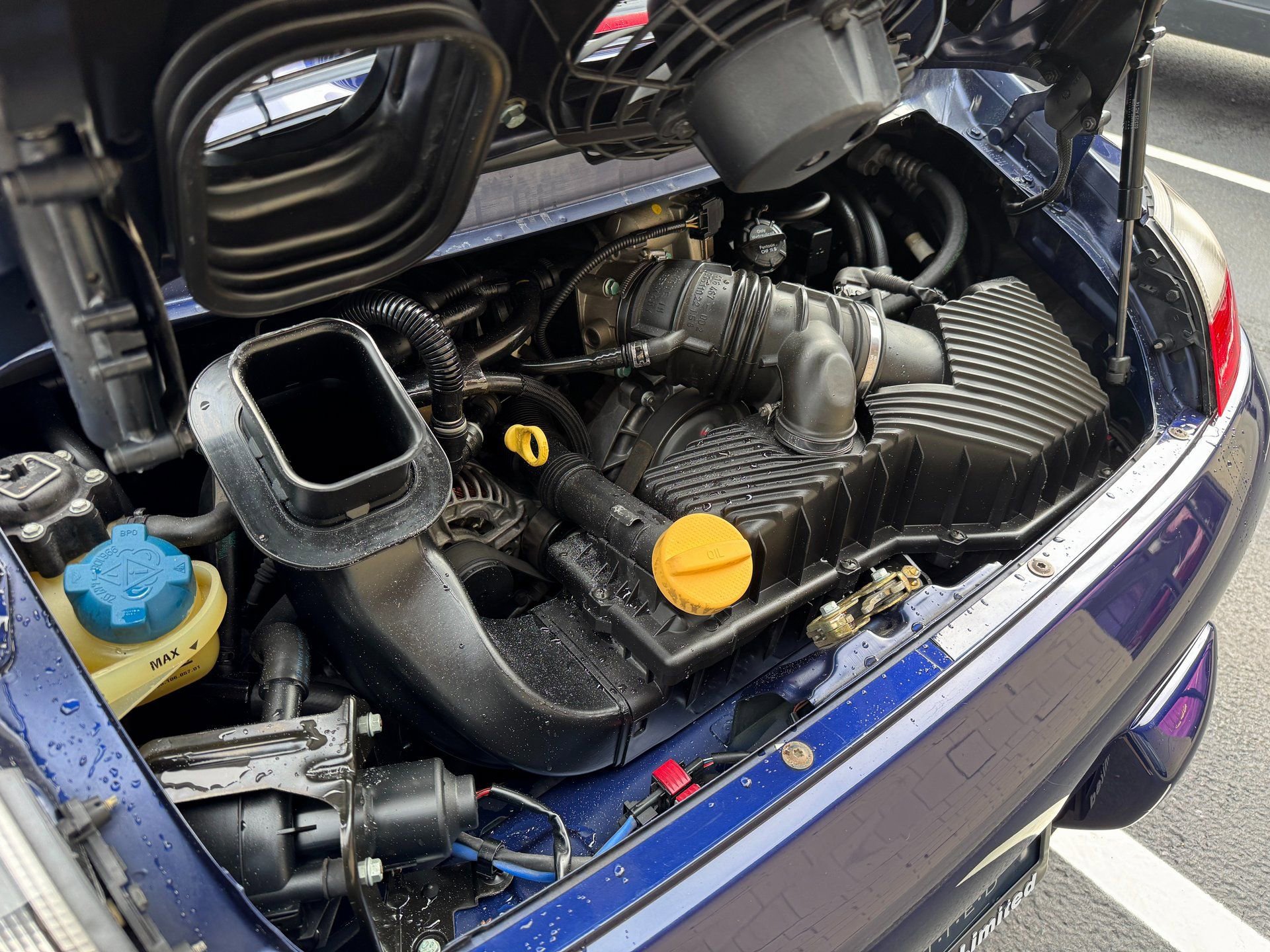 Used 2002 Porsche 911 Carrera image 40