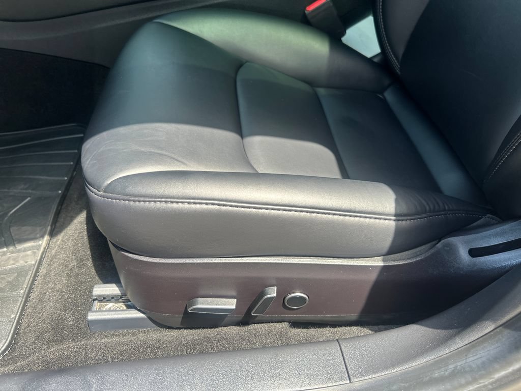 Used 2021 Tesla Model 3 Standard Range Plus RWD image 24
