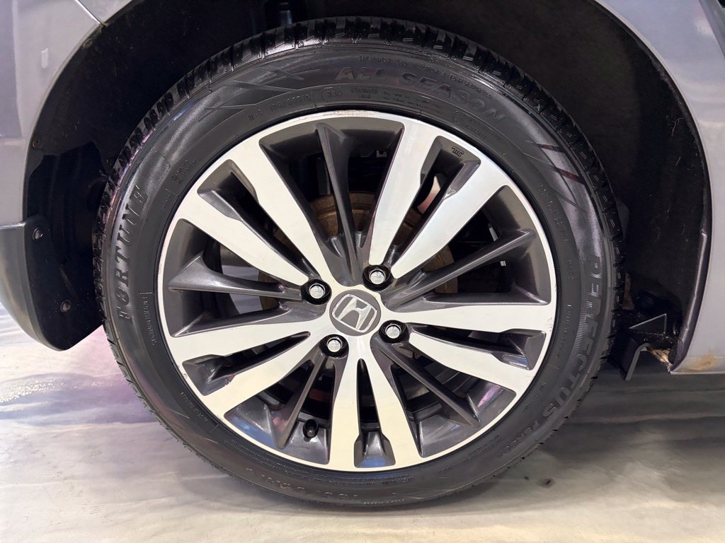 Used 2015 Honda Fit EX image 24