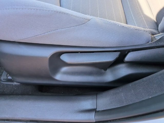 Used 2025 Toyota Corolla SE w/ SE Premium Package FWD image 14
