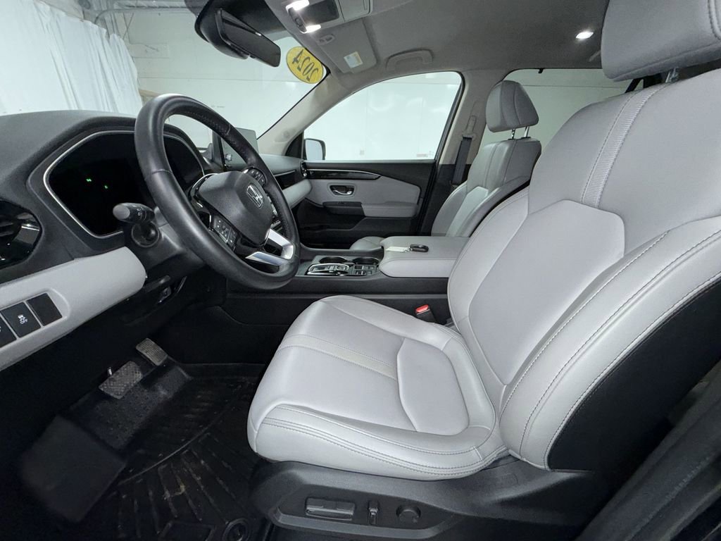 Used 2024 Honda Pilot EX-L image 13
