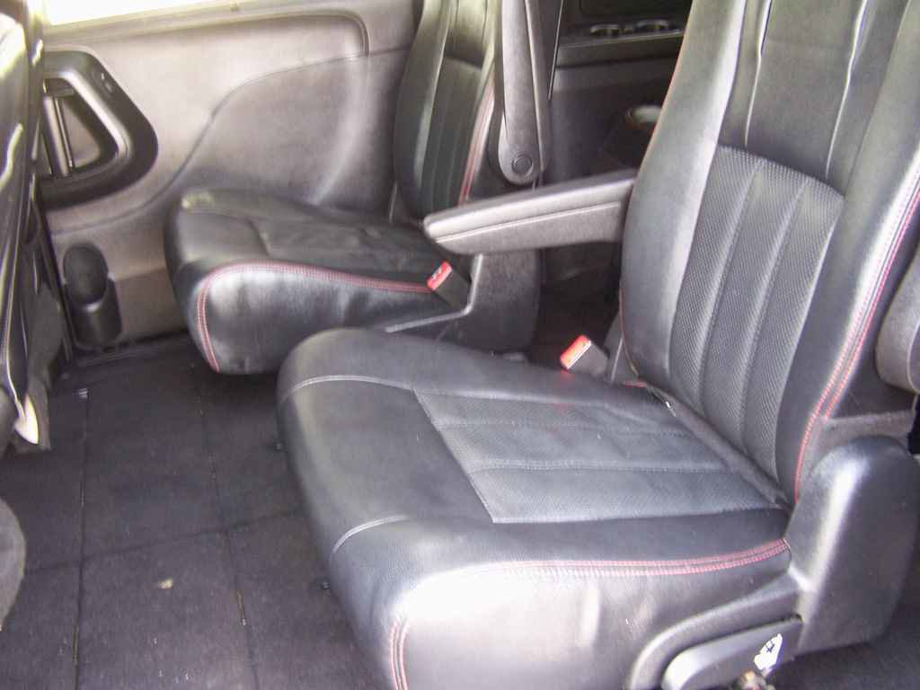 Used 2019 Dodge Grand Caravan GT image 8