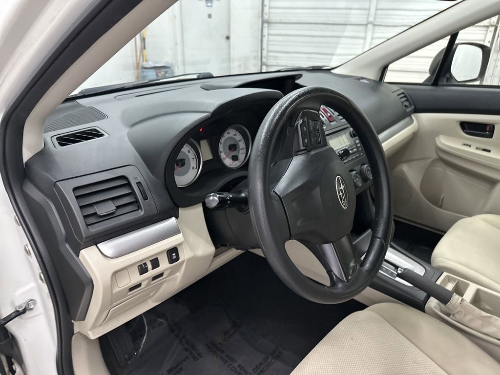 Used 2013 Subaru Impreza 2.0i image 10