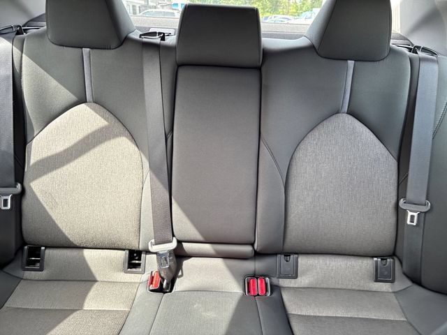 Used 2022 Toyota Camry LE FWD image 22
