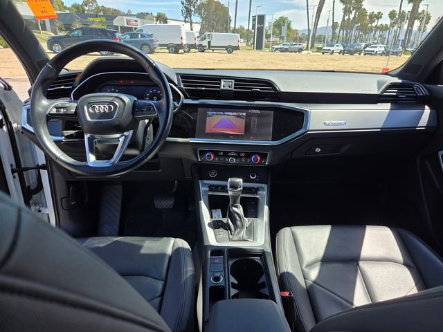 Used 2021 Audi Q3 2.0T Premium w/ Convenience Package AWD/4WD image 16