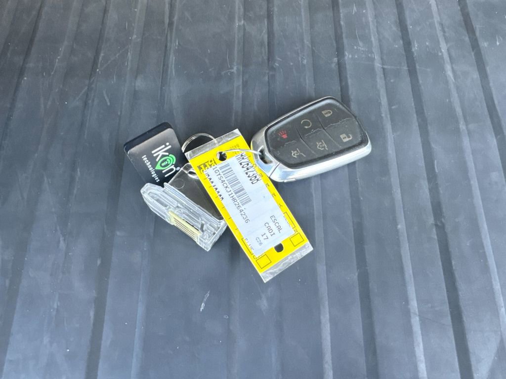 Used 2017 Cadillac Escalade Premium Luxury image 37