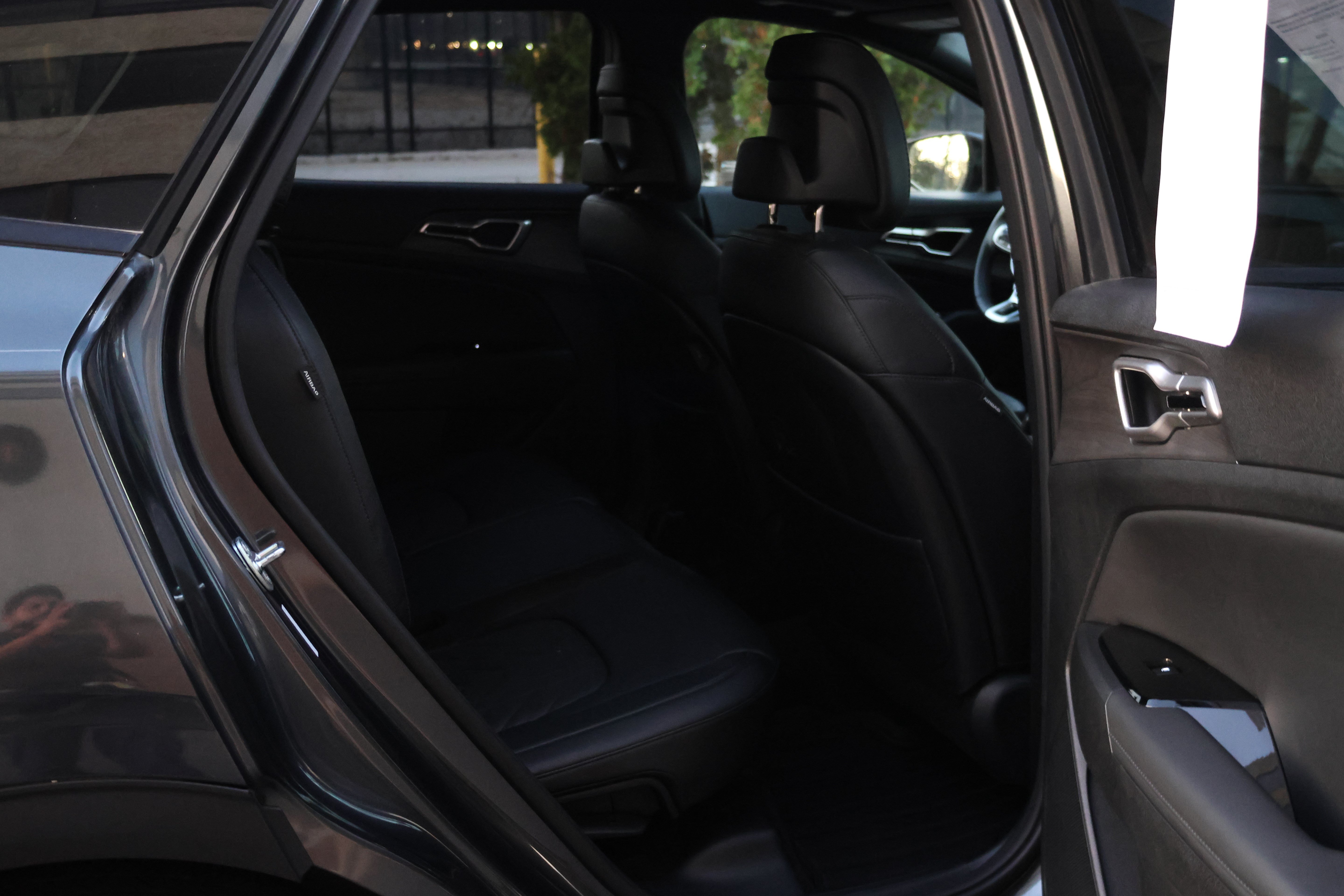 Used 2024 Kia Sportage X-Line w/ X-Line Premium Package AWD/4WD image 19