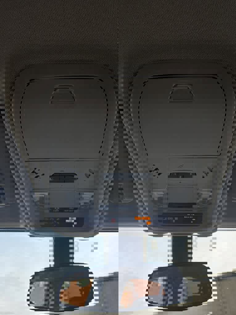 Used 2018 Chevrolet Equinox LT image 35