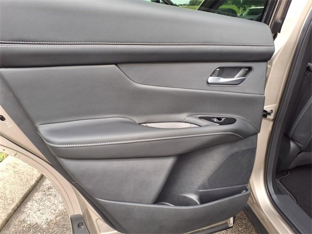 New 2025 Nissan Murano SL image 9